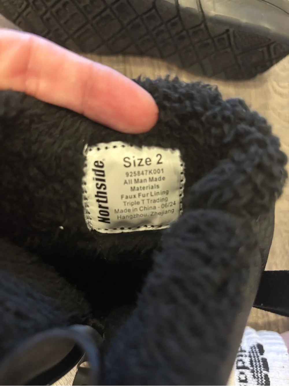 Northside Presley Black Faux Fur Winter Boots Kids Size 2 NEW